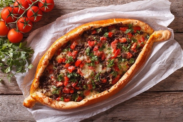 Turčija in Bližnji vzhod Turčija in Bližnji vzhod