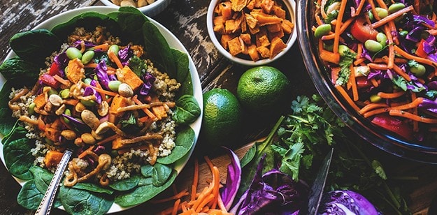 6 načinov za promocijo veganskih in vegetarijanskih jedi na vašem jedilniku