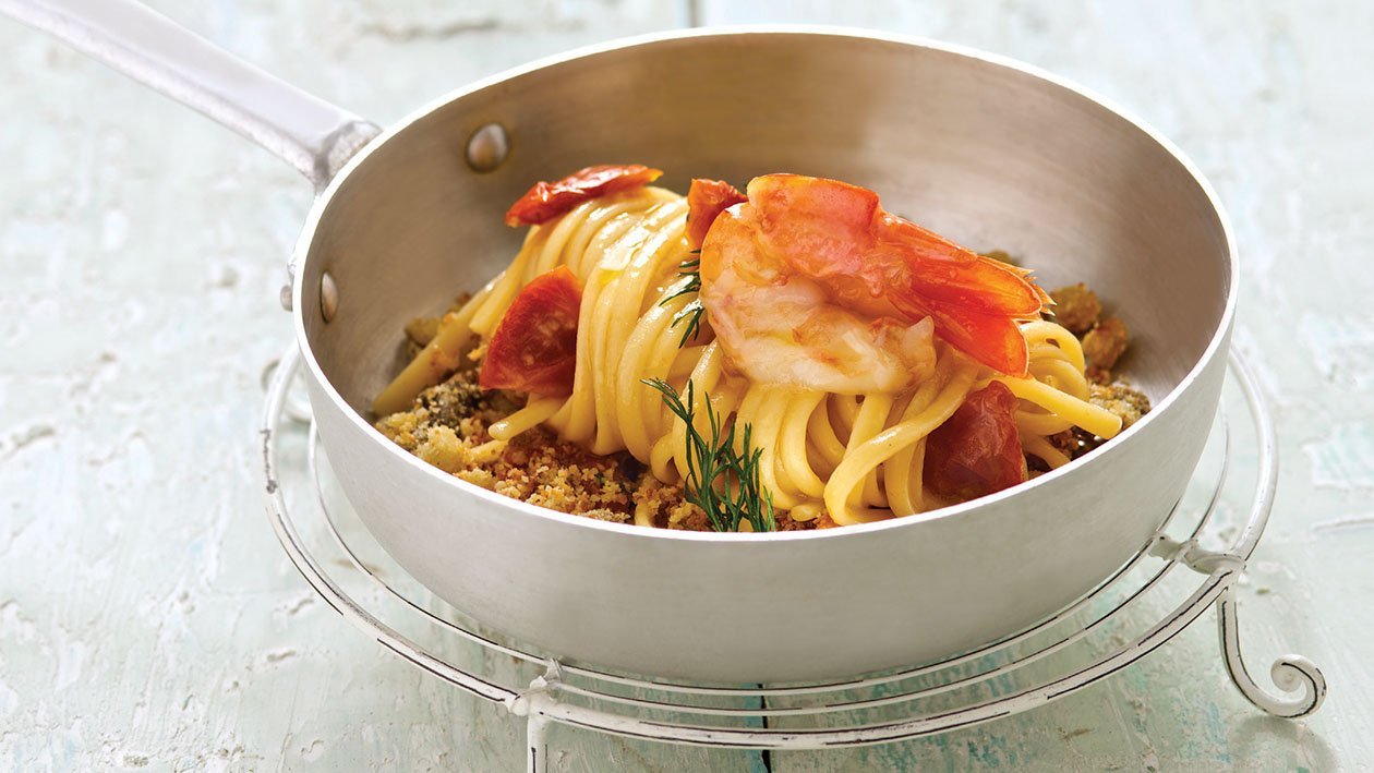 Linguini z omako iz sardonov, kozic in koromača – - Recept